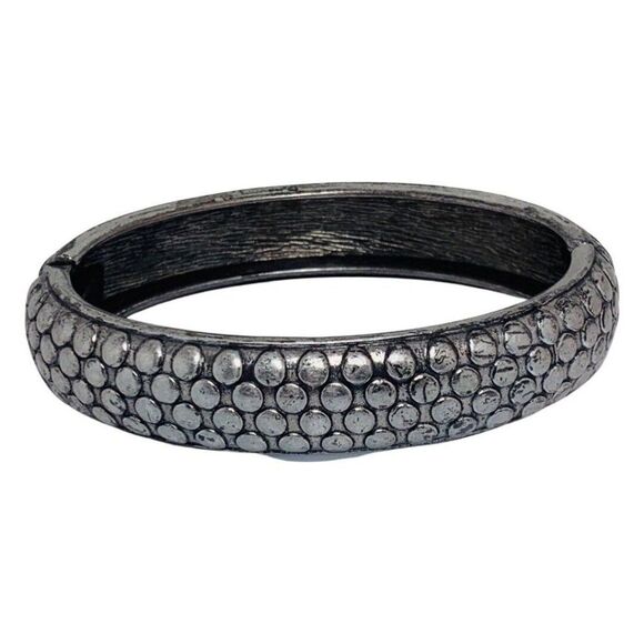 Vintage Circle Cobblestone Snake Skin Hammered Silver Tone Clamper Bracelet 7.5 - Picture 2 of 7